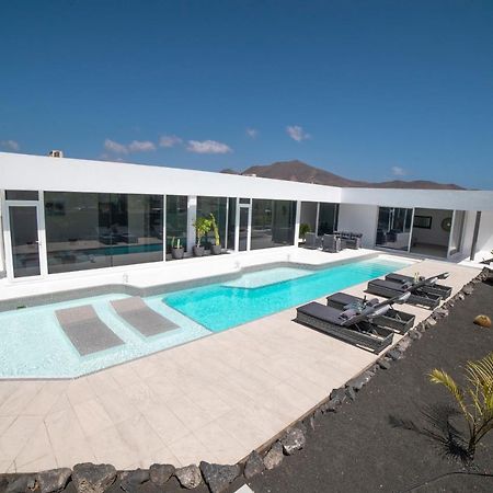 Valhalla Villa Playa Blanca  Ngoại thất bức ảnh