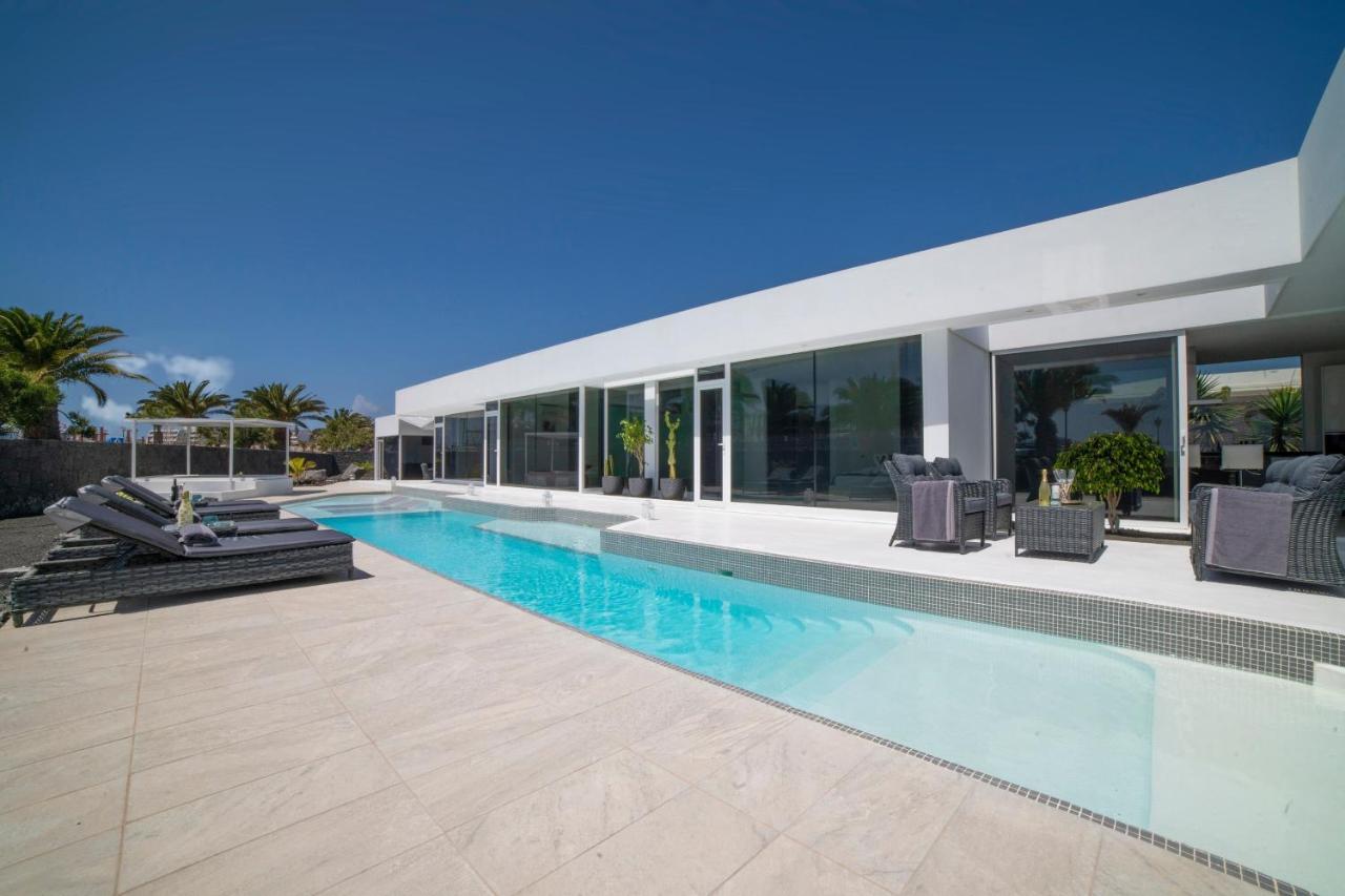 Valhalla Villa Playa Blanca  Ngoại thất bức ảnh