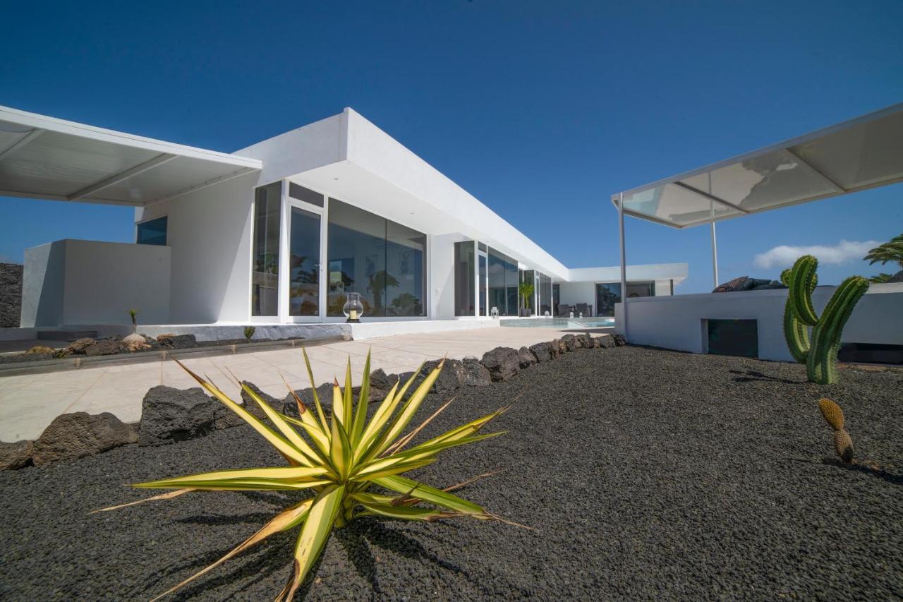 Valhalla Villa Playa Blanca  Ngoại thất bức ảnh